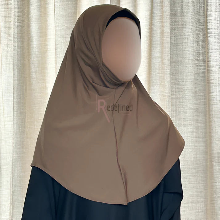 Flawless Drapes: The Ultimate Guide to Hijab Styles for Round Faces