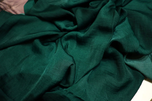 Satin Plain Hijab - Emerald Green