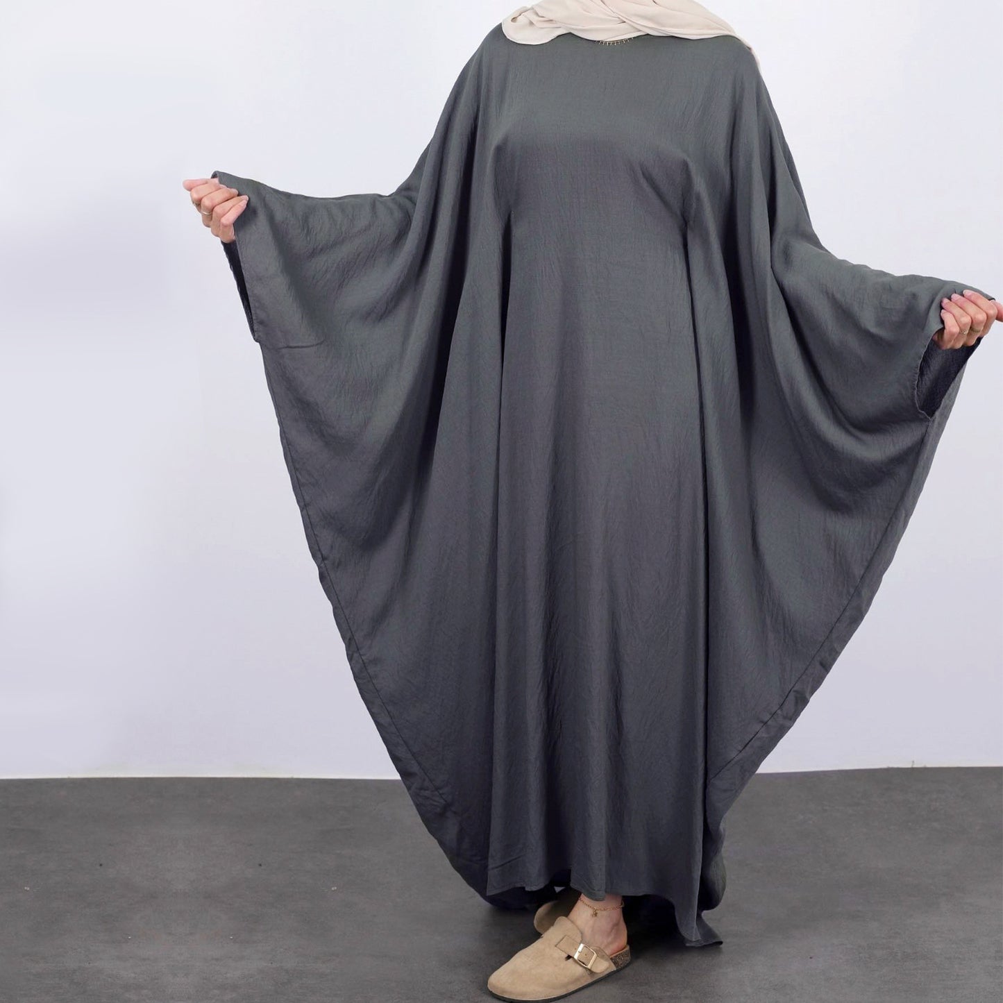 SERENITY Abaya