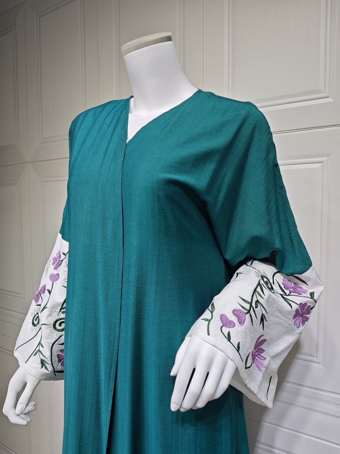 Tealara Kaftan
