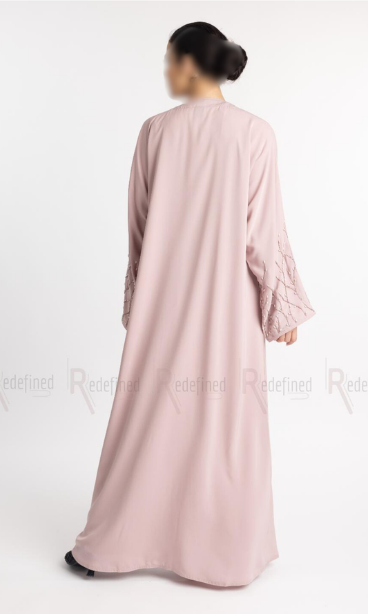 Tharaa Abaya