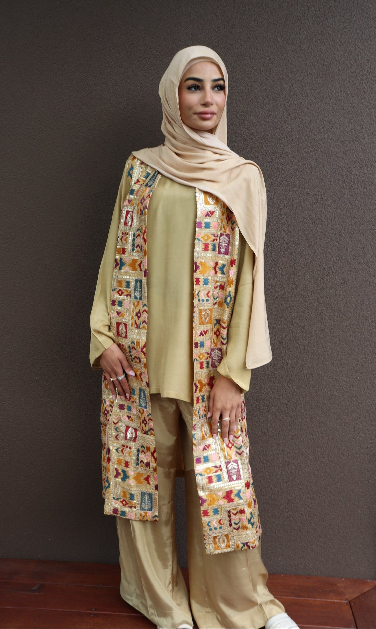 Zariya Statement Longline Vest - Gold